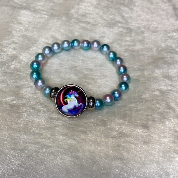 Unicorn stretch bracelet - Picture 2 of 4